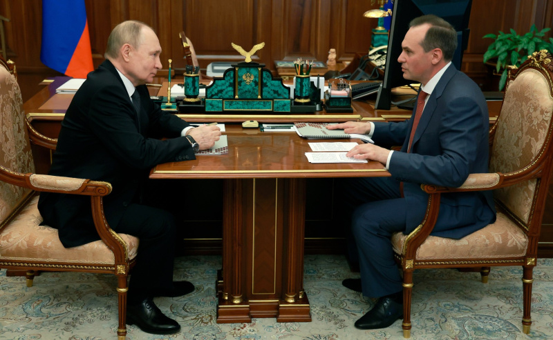 Встреча Президента России Владимира Путина с Главой Мордовии Артемом Здуновым