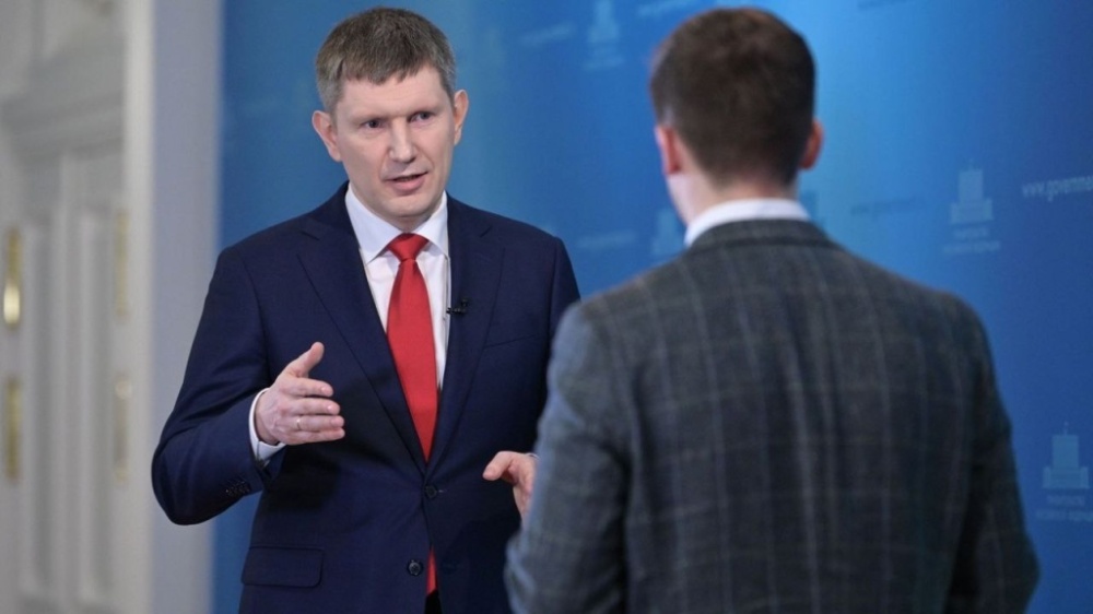 На текущие расходы и развитие малому бизнесу выдано более 100 млрд рублей кредитов На текущие расходы и развитие малому бизнесу выдано более 100 млрд рублей кредитов