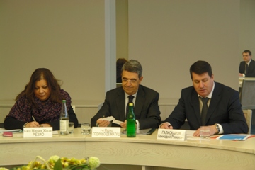 pic_2.jpg